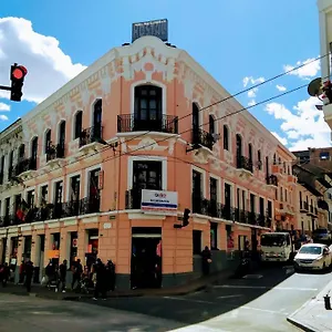 Pensión Latitud Ecuem, Quito